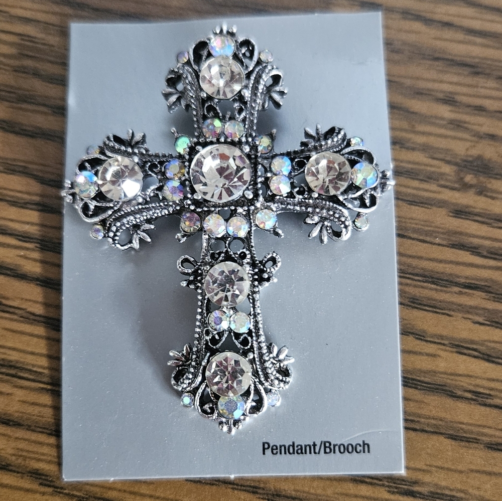 Cross Religious Silver Plated Fashion Jewelry Brooch/Pin/Pendant.